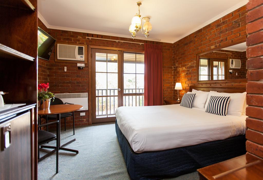 Armour Motor Inn Beechworth Zewnętrze zdjęcie